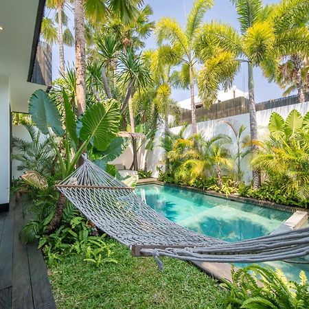 Yogi Surf Villas Complex Canggu Exterior photo