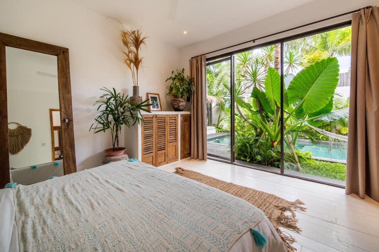Yogi Surf Villas Complex Canggu Exterior photo