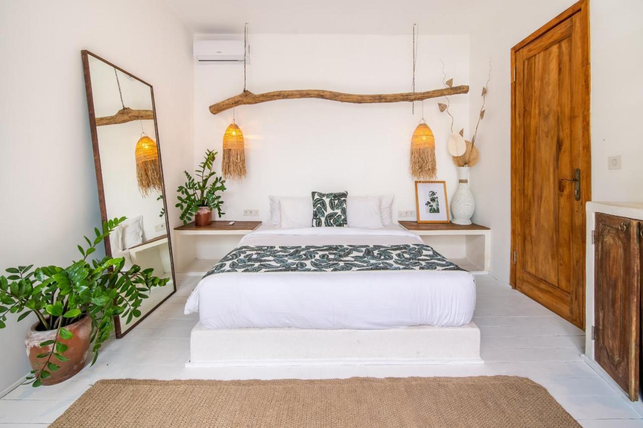 Yogi Surf Villas Complex Canggu Exterior photo